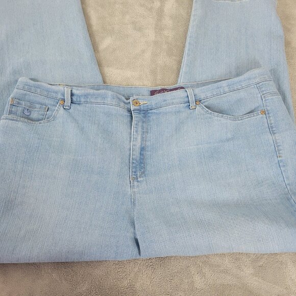 Gloria Vanderbilt Amanda Womens Jeans 24W Plus Light Blue Denim Zip SL39E - Picture 3 of 9